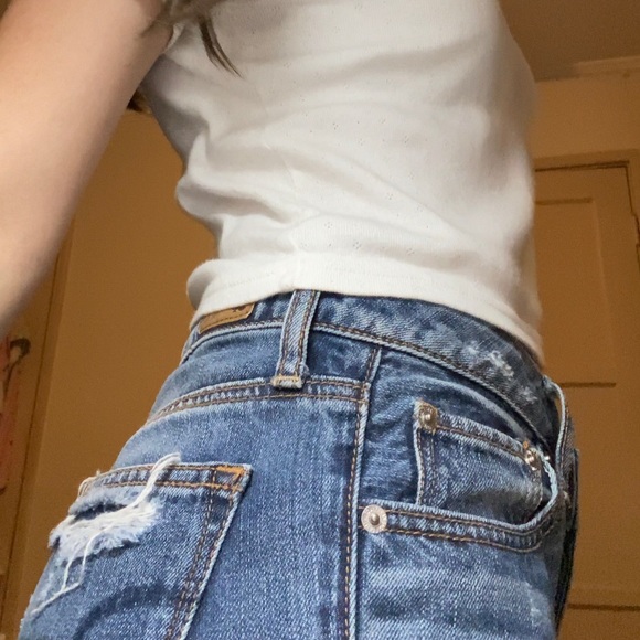 brandy white cute top - Picture 2 of 6